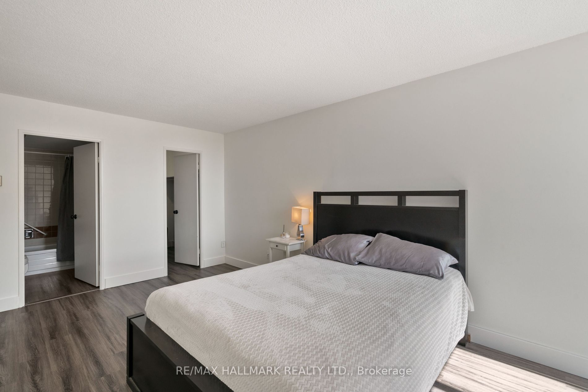 40 Baif Boulevard #406