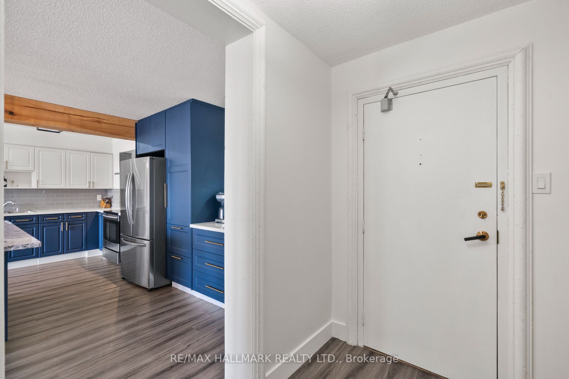 40 Baif Boulevard #406