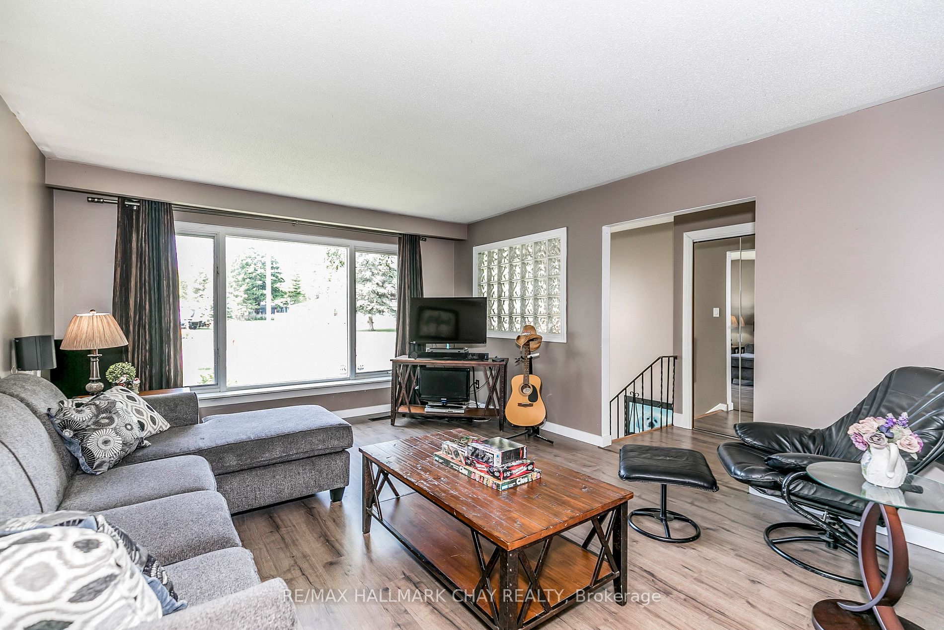 3151 25th Sideroad