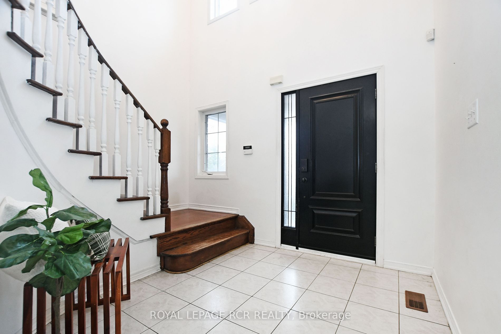 38 Delattaye Avenue