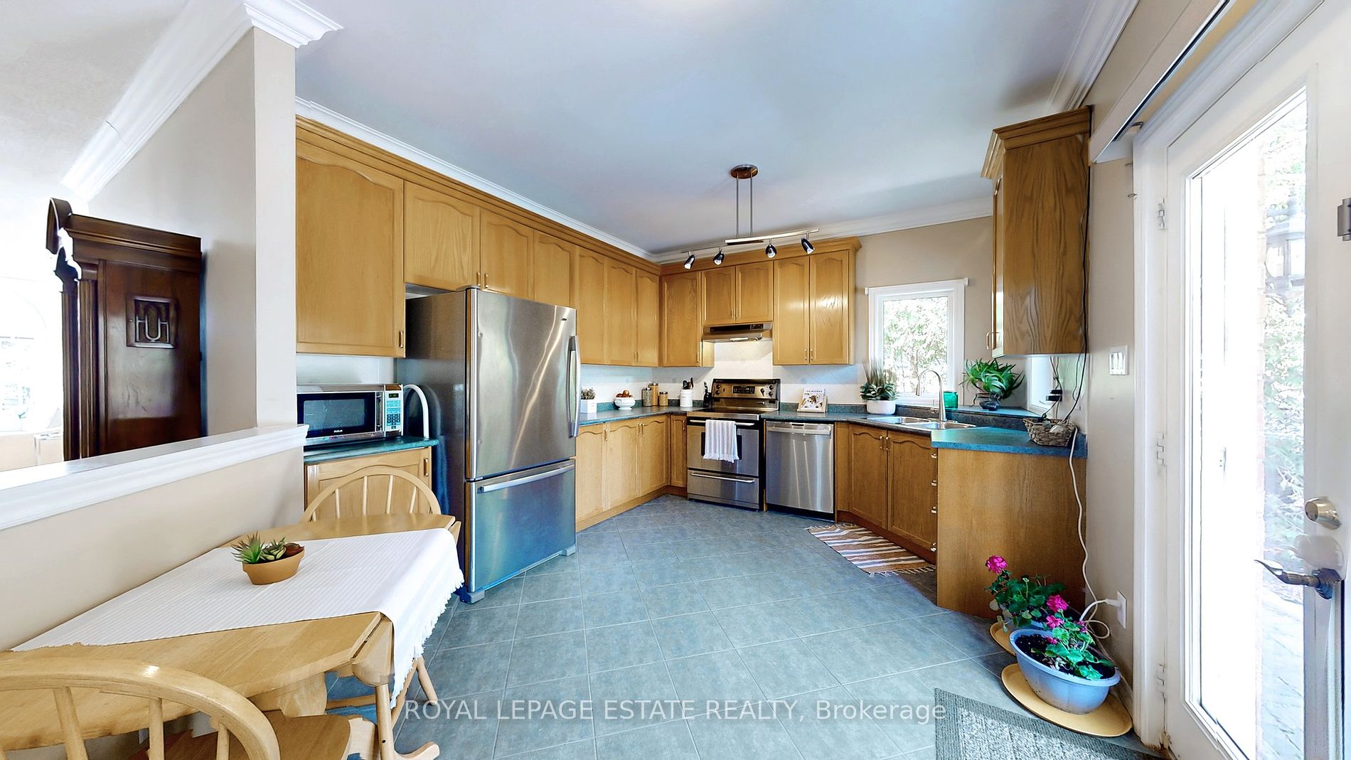 1 Kootenay Ridge