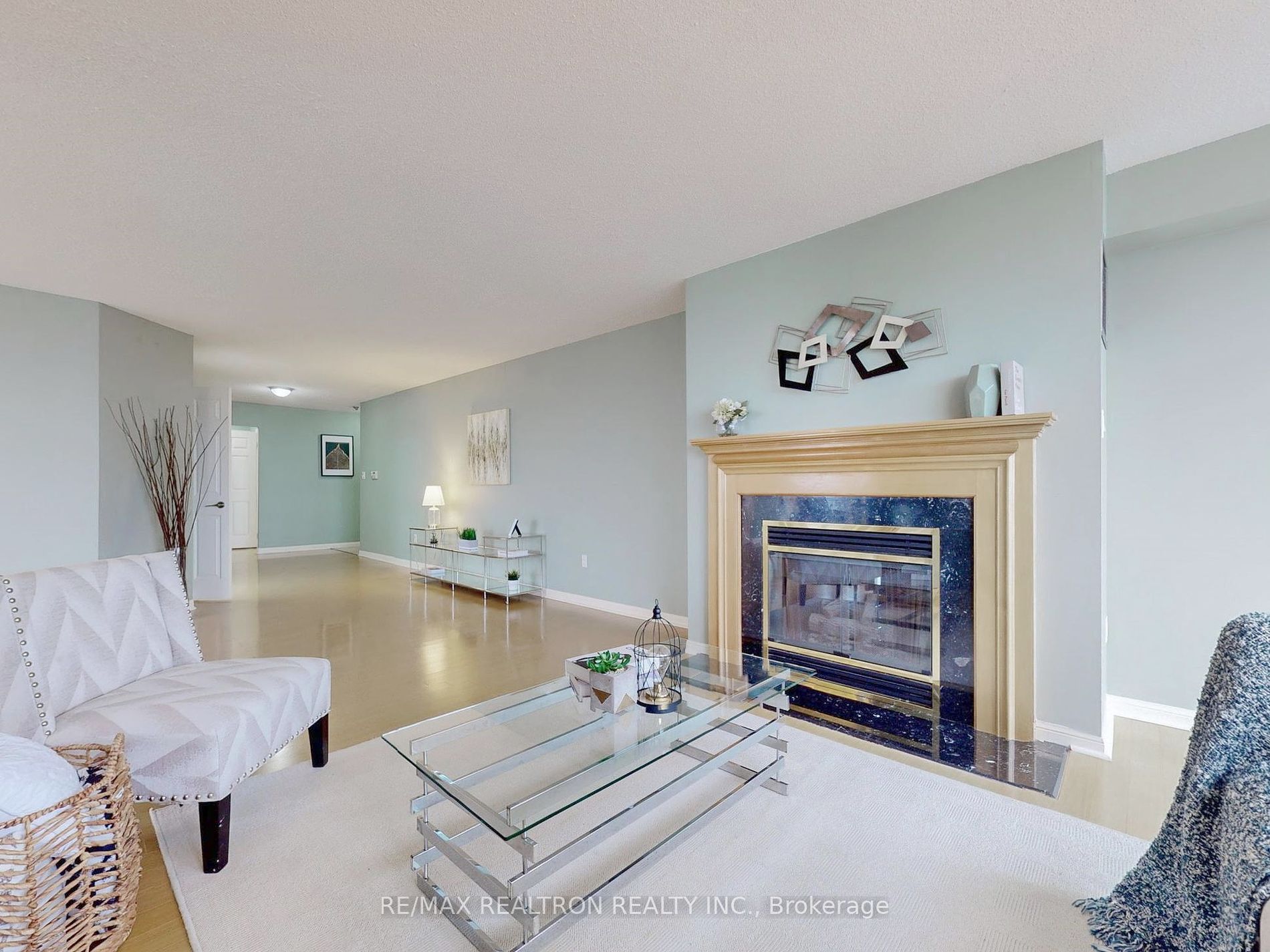 610 Bullock Dr, #1015