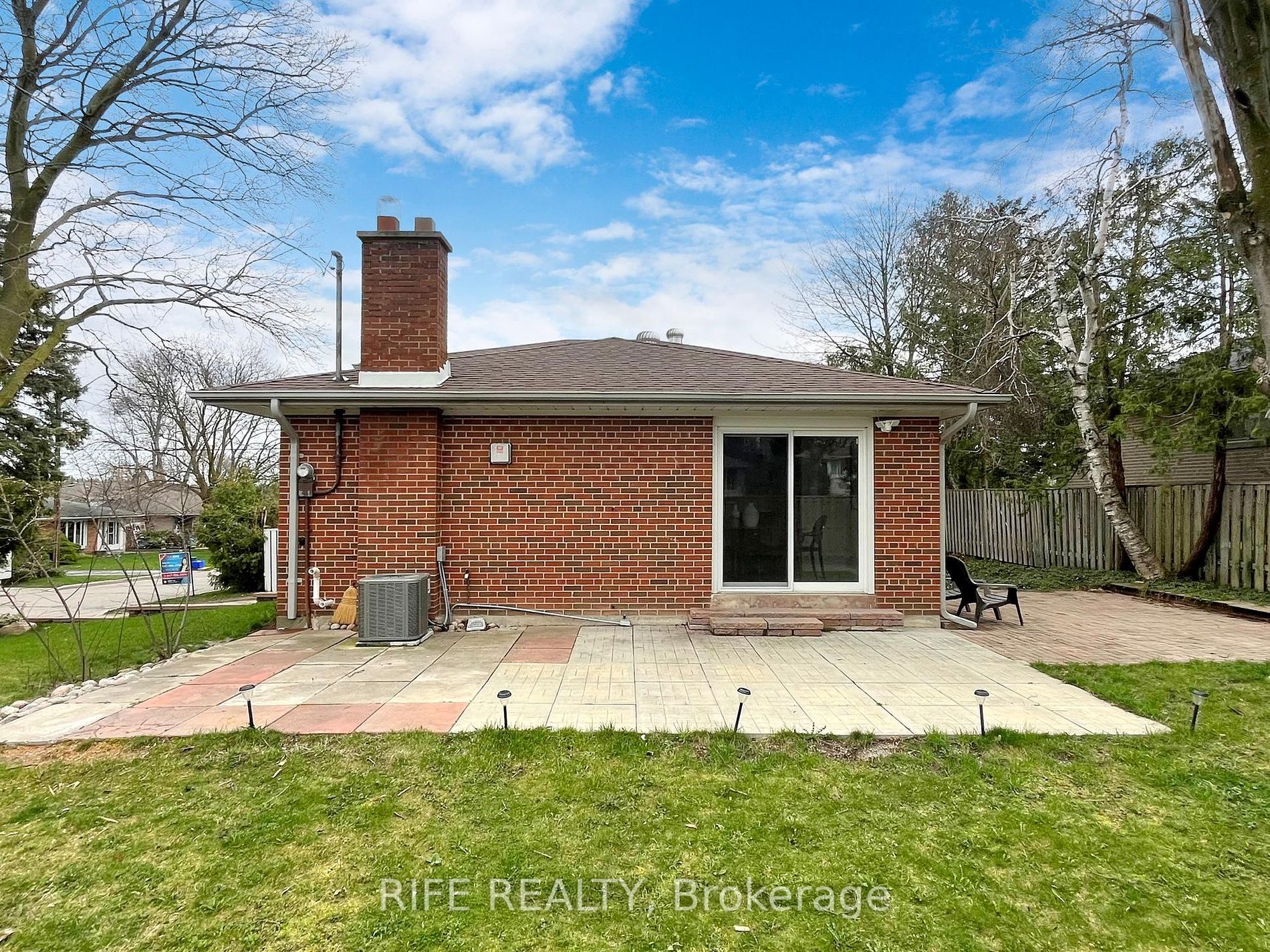 12 Sherwood Forest Drive