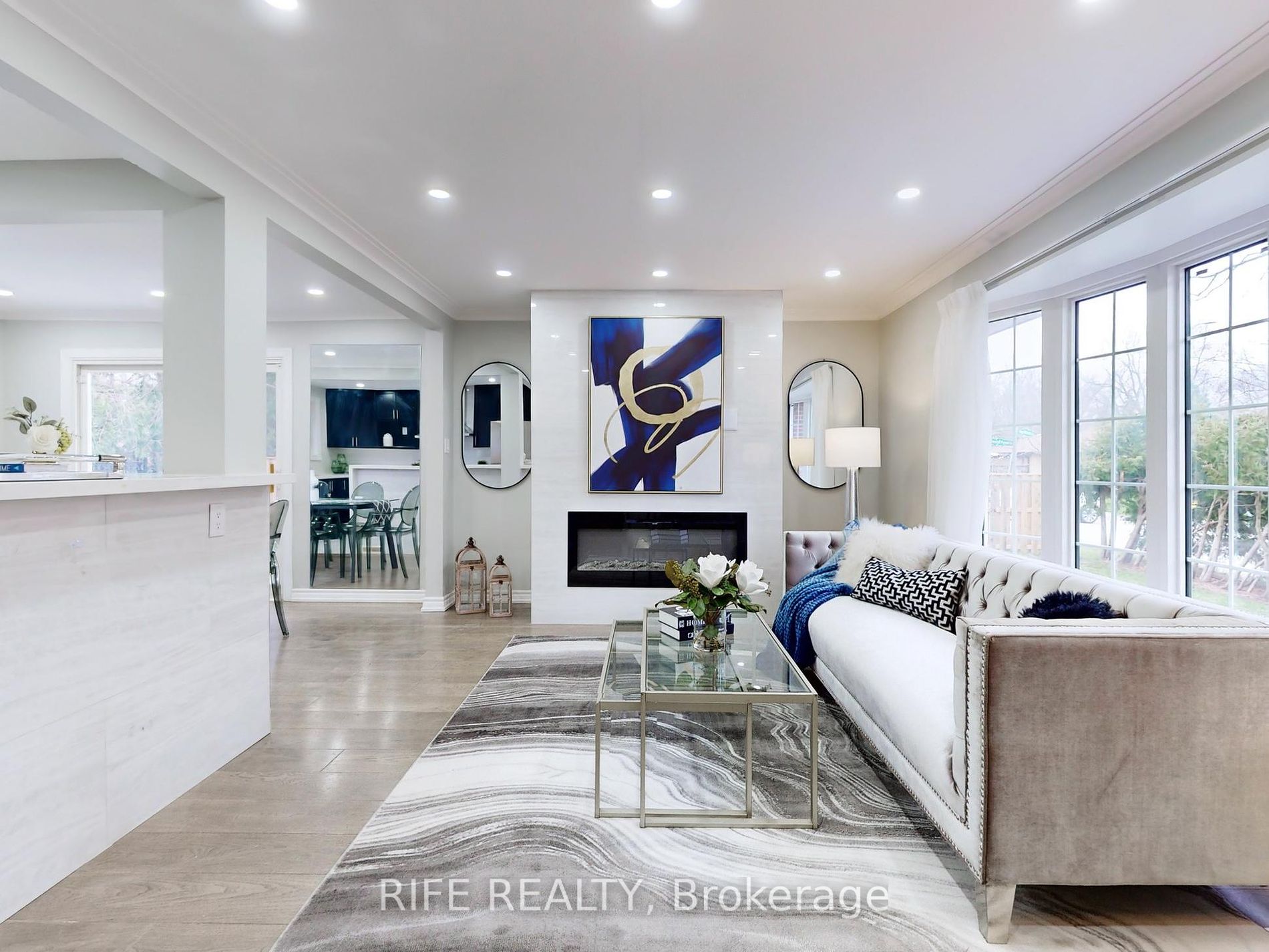 12 Sherwood Forest Drive