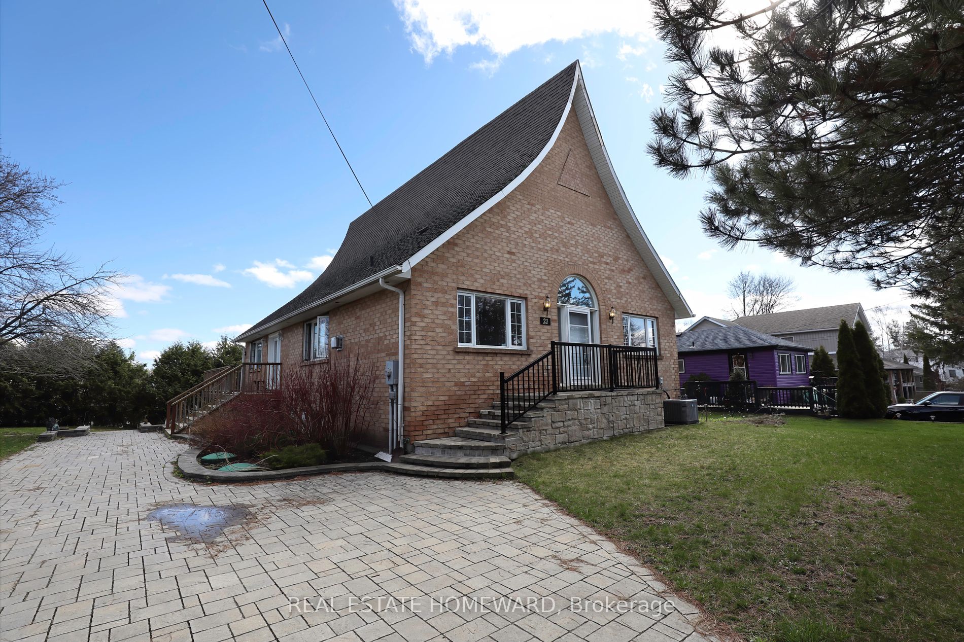 21 Windsor Dr