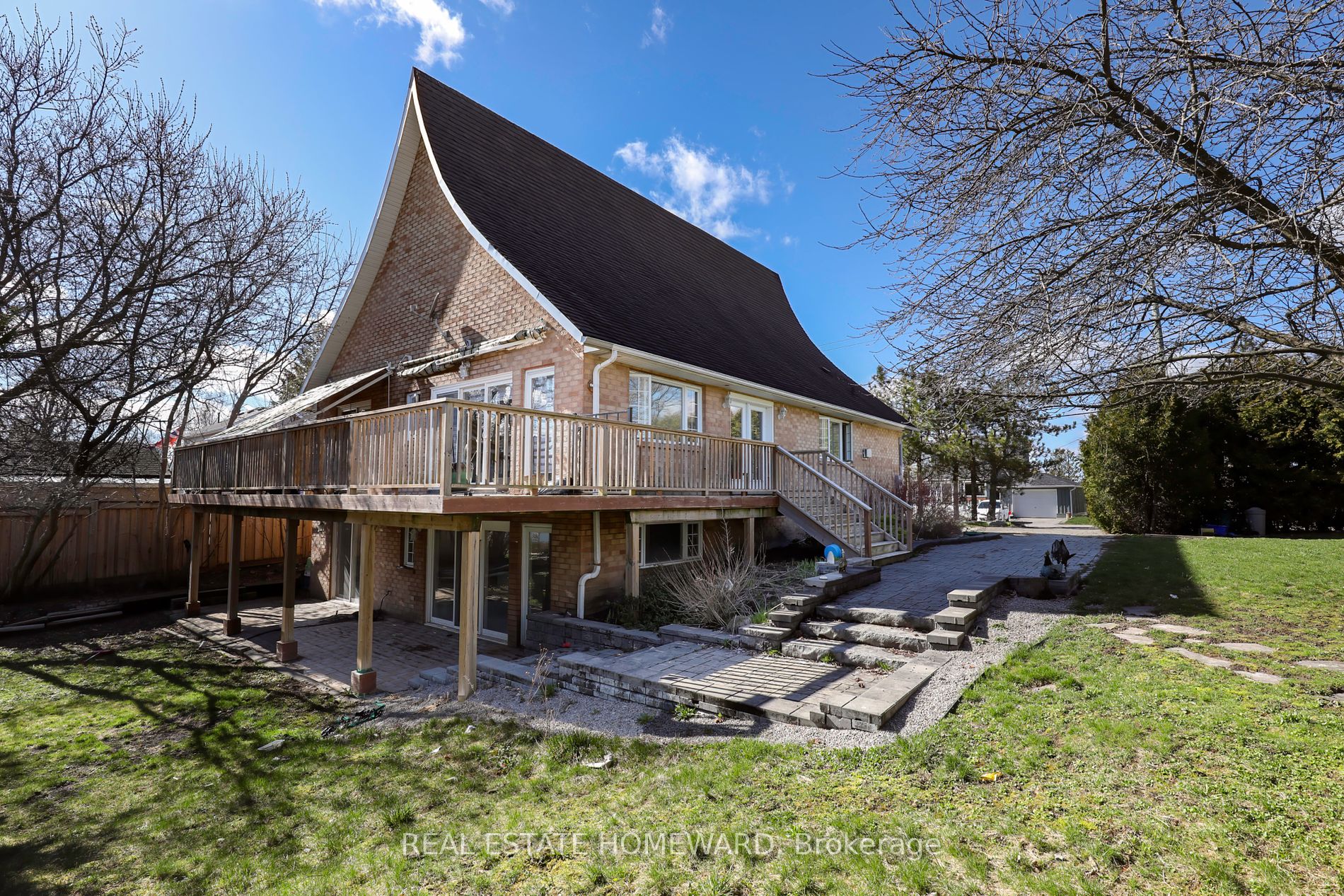 21 Windsor Dr