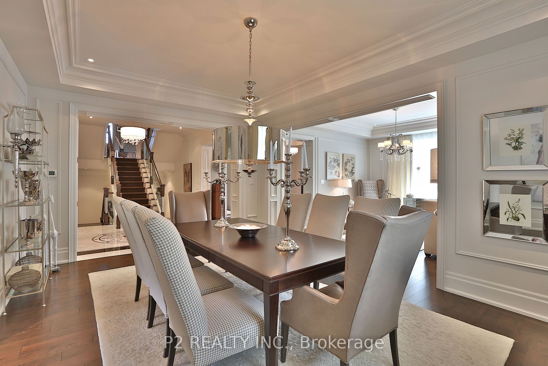 8 Thornhill Avenue
