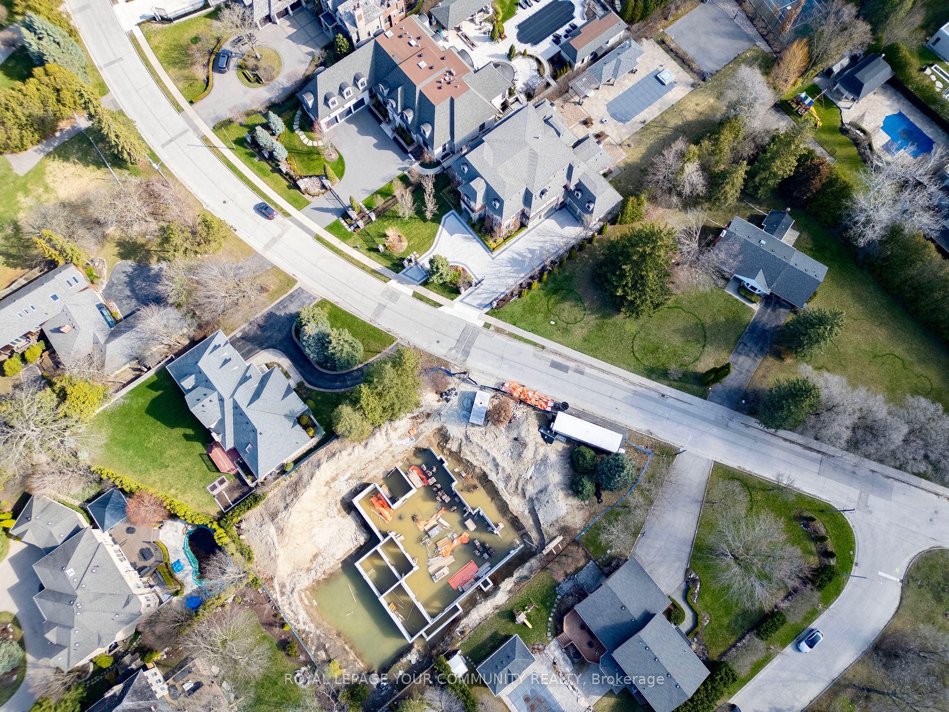 6 Maryvale Crescent