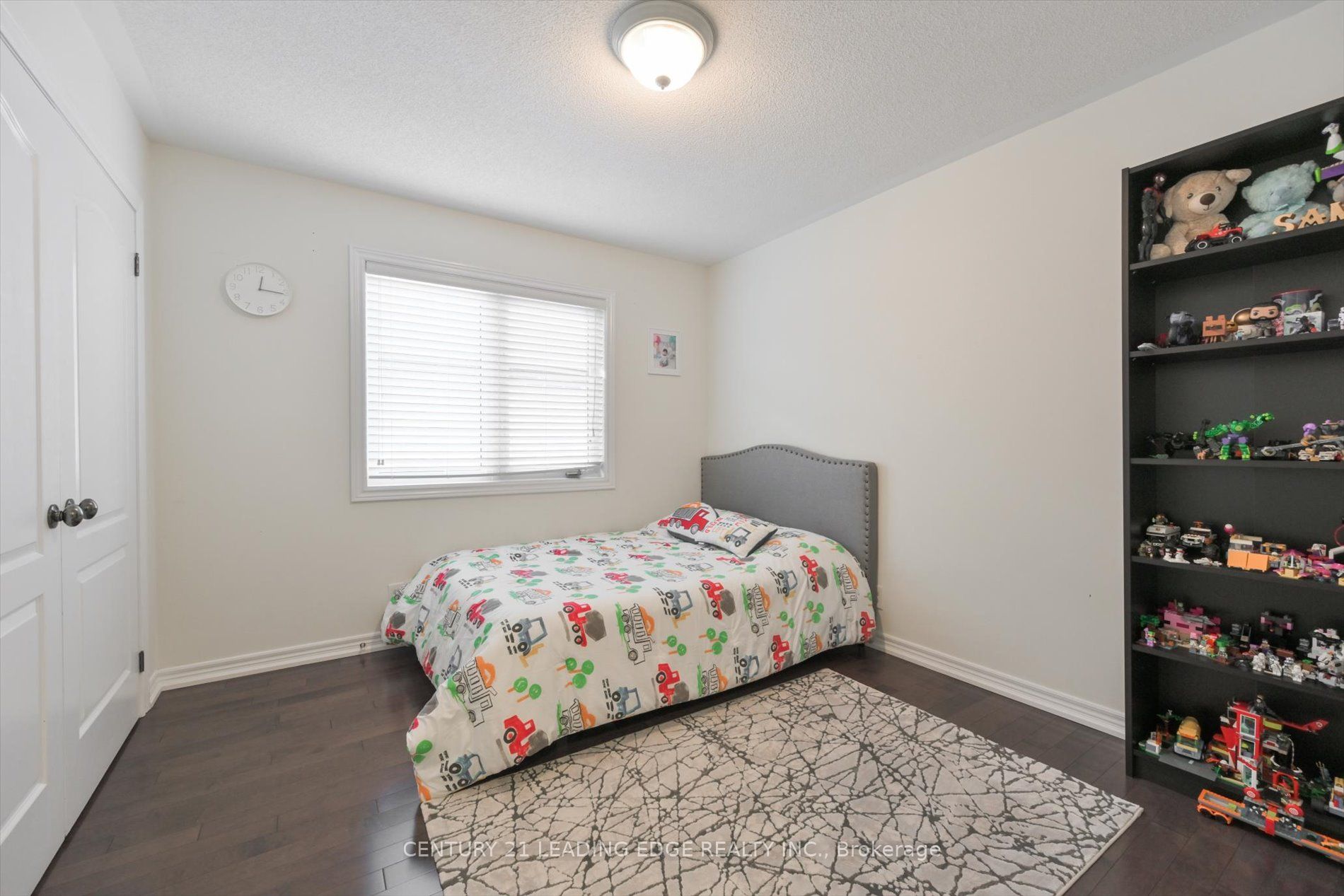 18 Kerr Lane