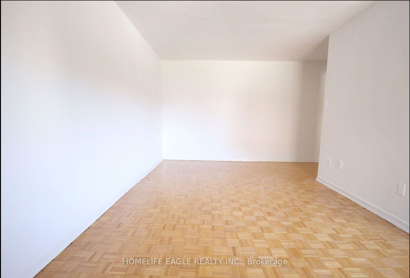 165 Colborne Ave, #405