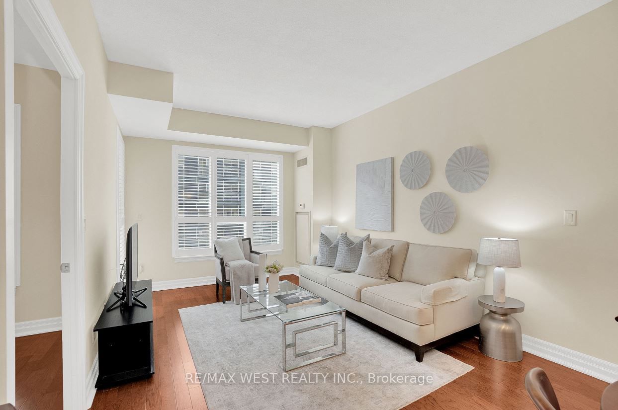 180 John West Way, #324