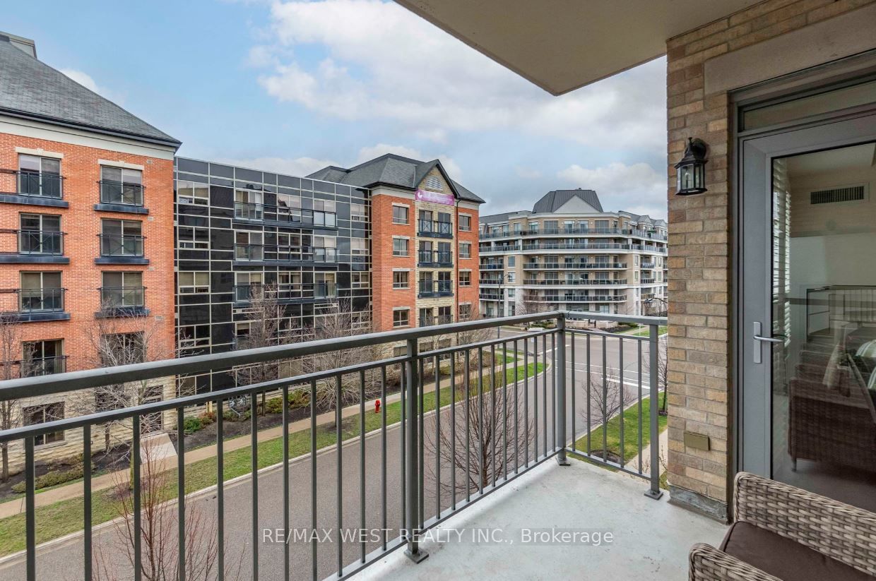 180 John West Way, #324