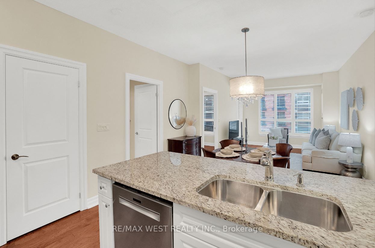 180 John West Way, #324