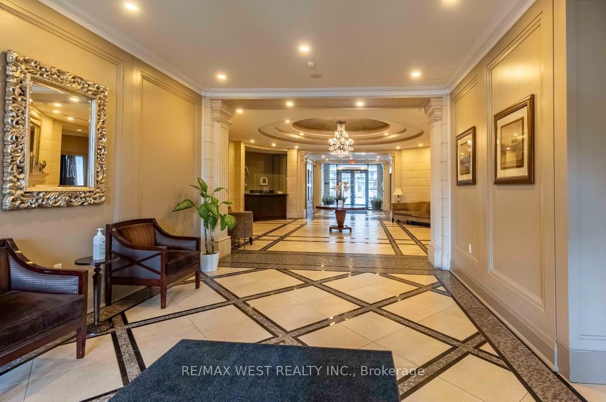180 John West Way, #324