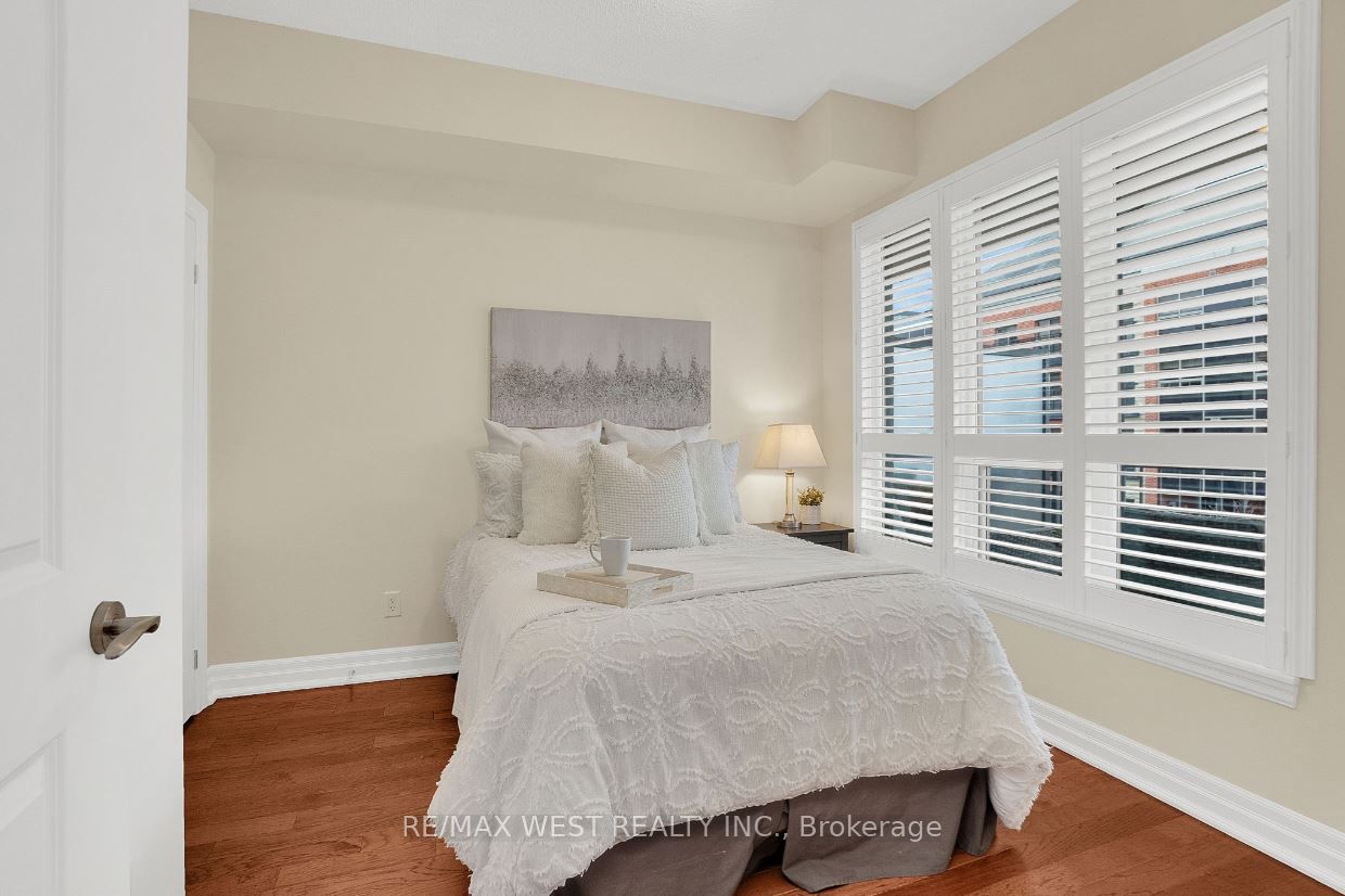 180 John West Way, #324