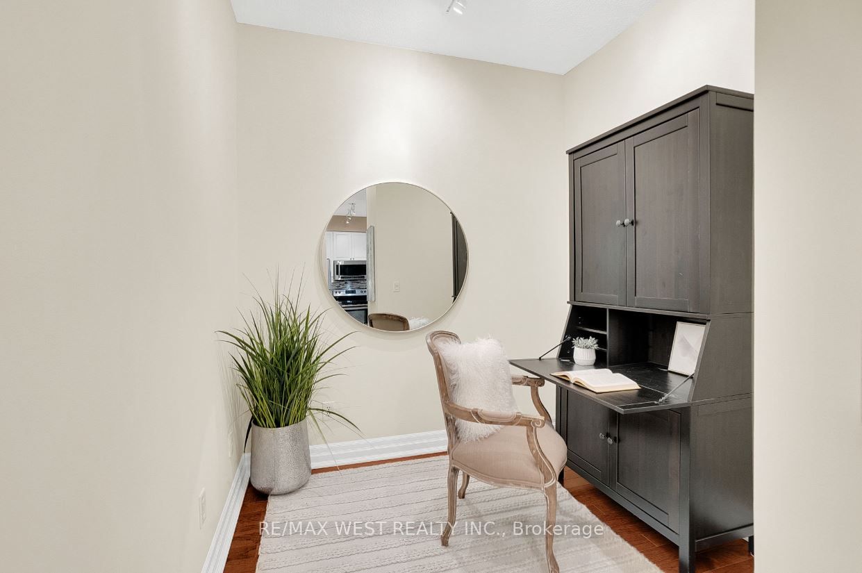 180 John West Way, #324