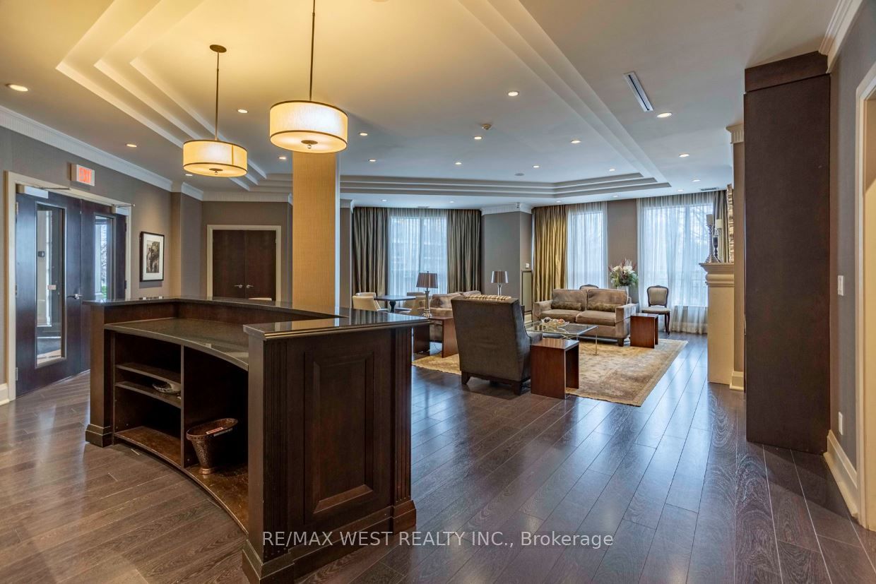 180 John West Way, #324