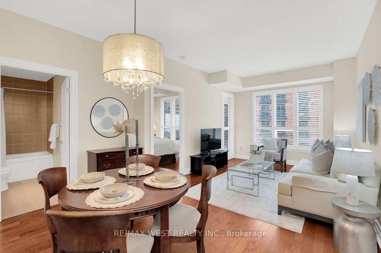 180 John West Way, #324