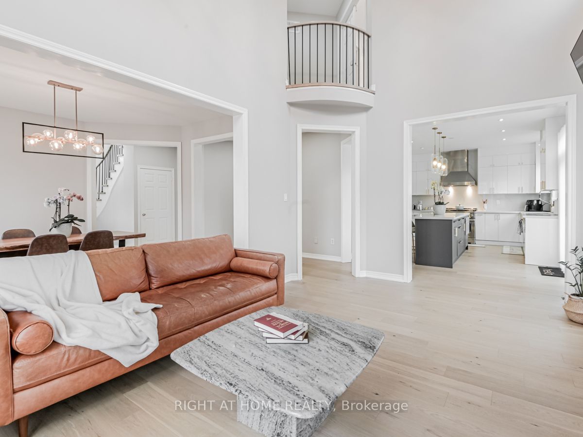 30 Pinecrest Street