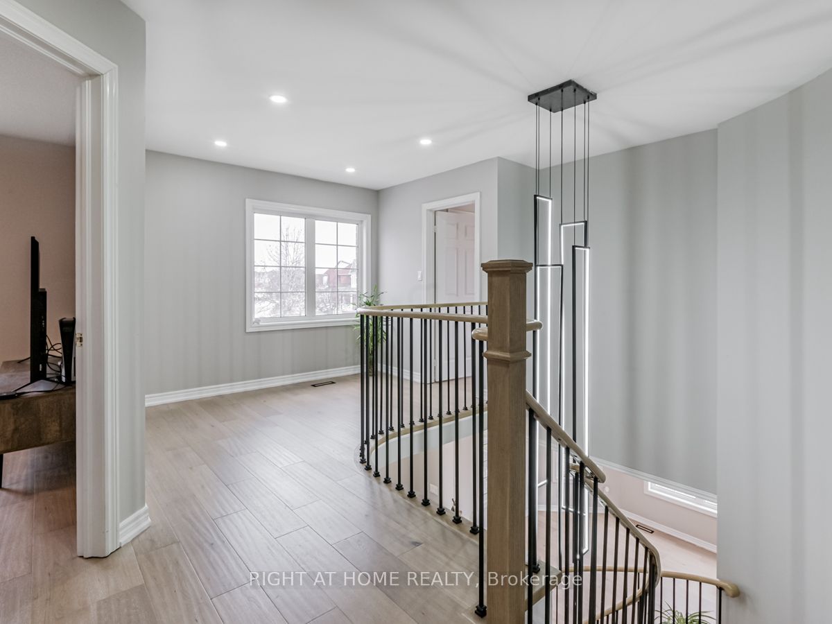 30 Pinecrest Street