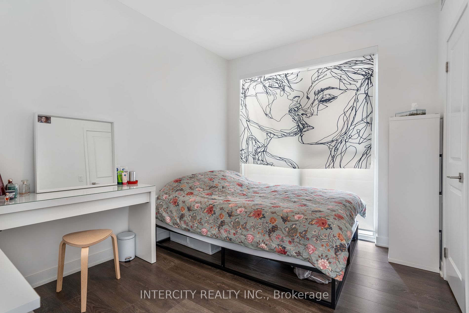 85 Oneida Crescent, #303