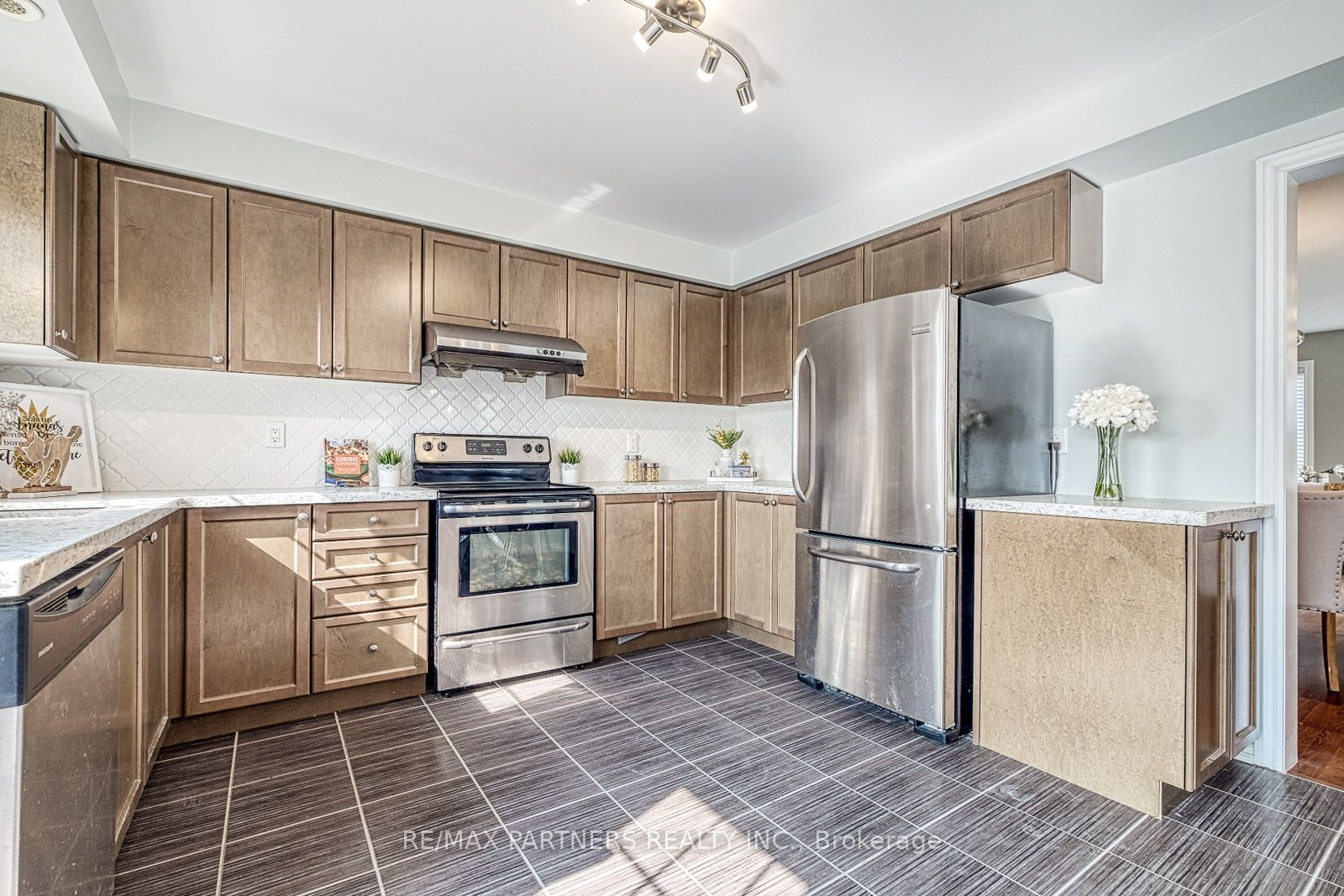 1 Percy Reesor St