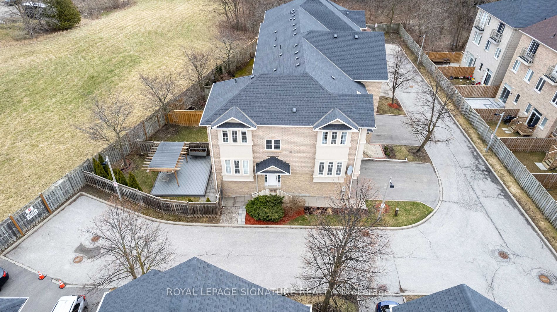 10719 Bathurst Street, #12