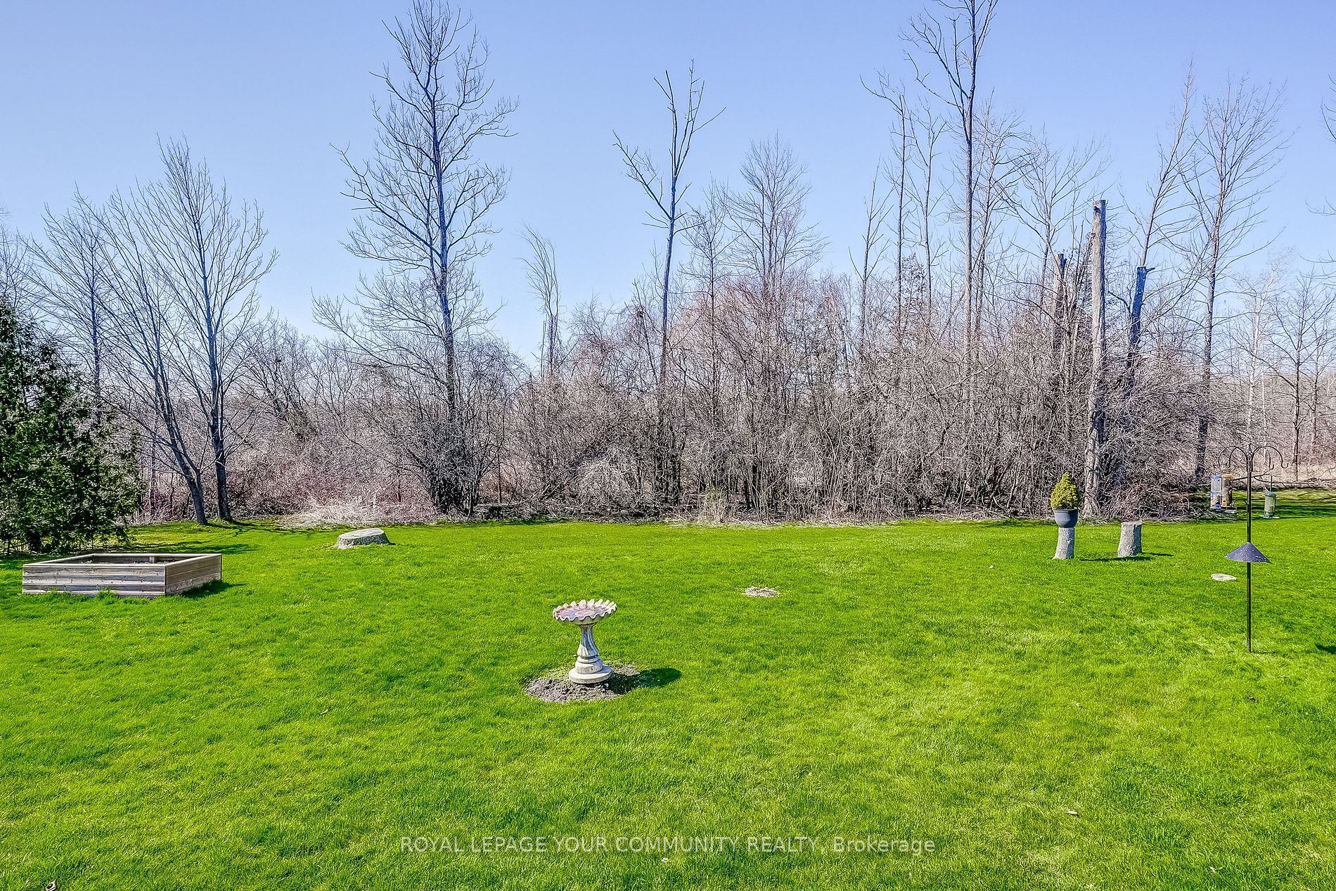 10 Hummingbird Circle