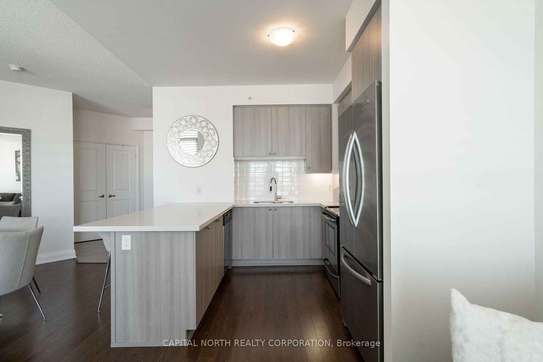 24 Woodstream Blvd, #416
