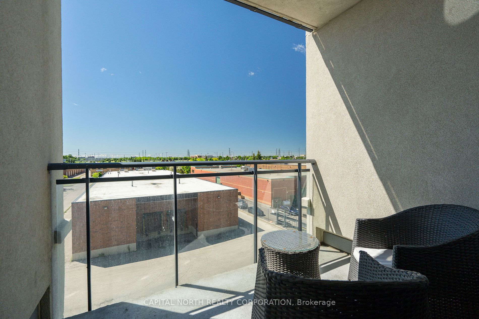 24 Woodstream Blvd, #416