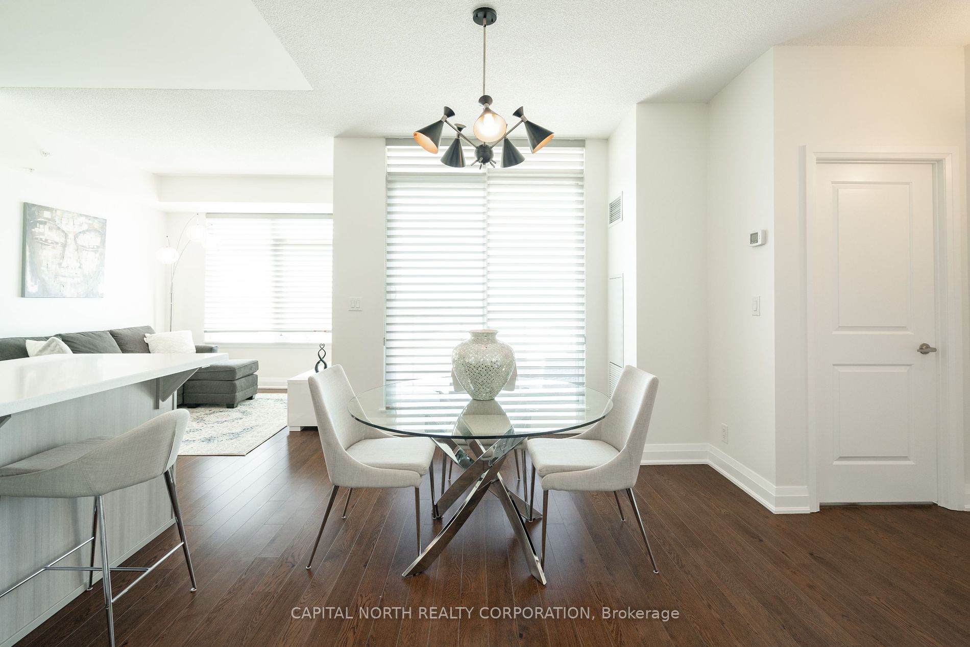 24 Woodstream Blvd, #416