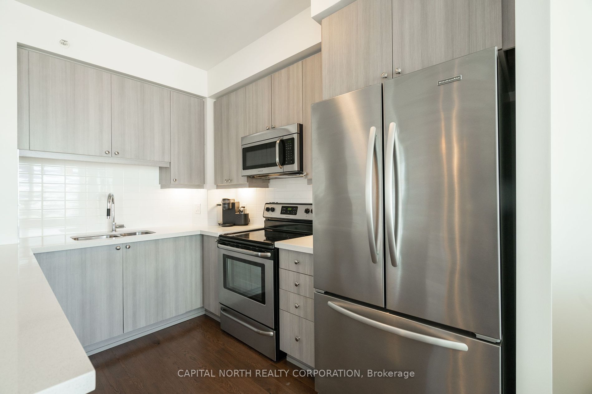 24 Woodstream Blvd, #416