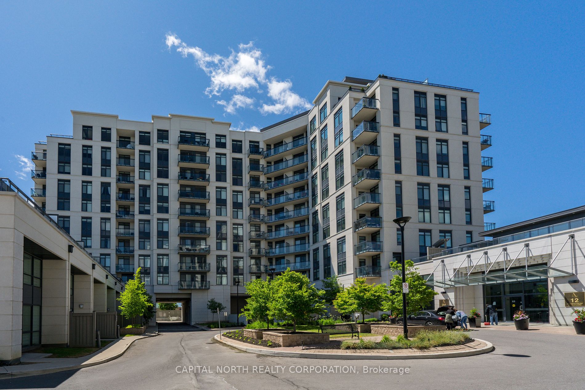 24 Woodstream Blvd, #416
