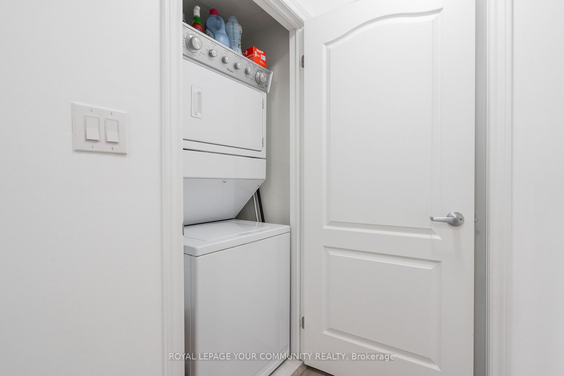 3865 Major Mackenzie Drive W #216