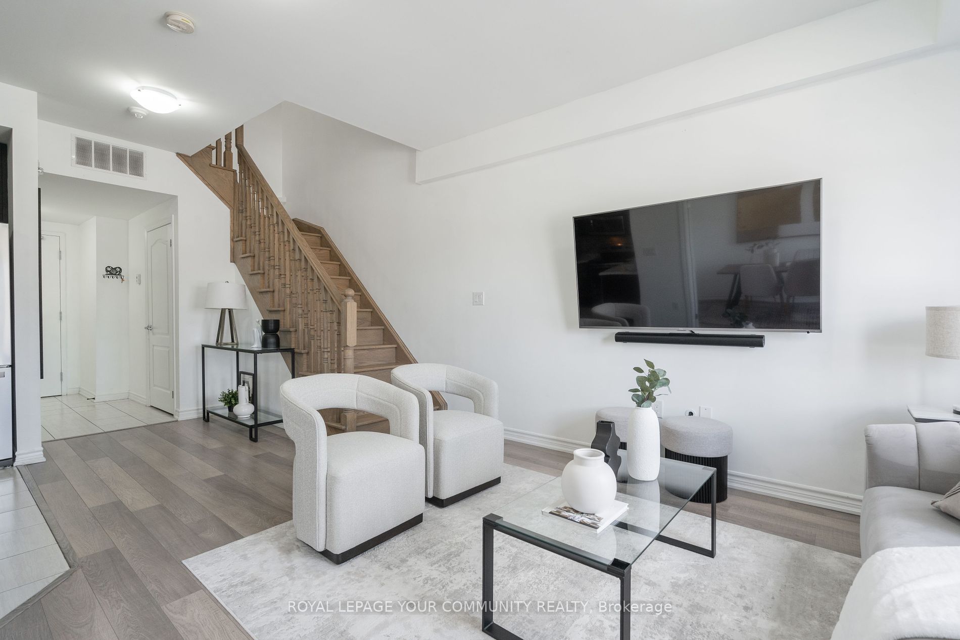 3865 Major Mackenzie Drive W #216