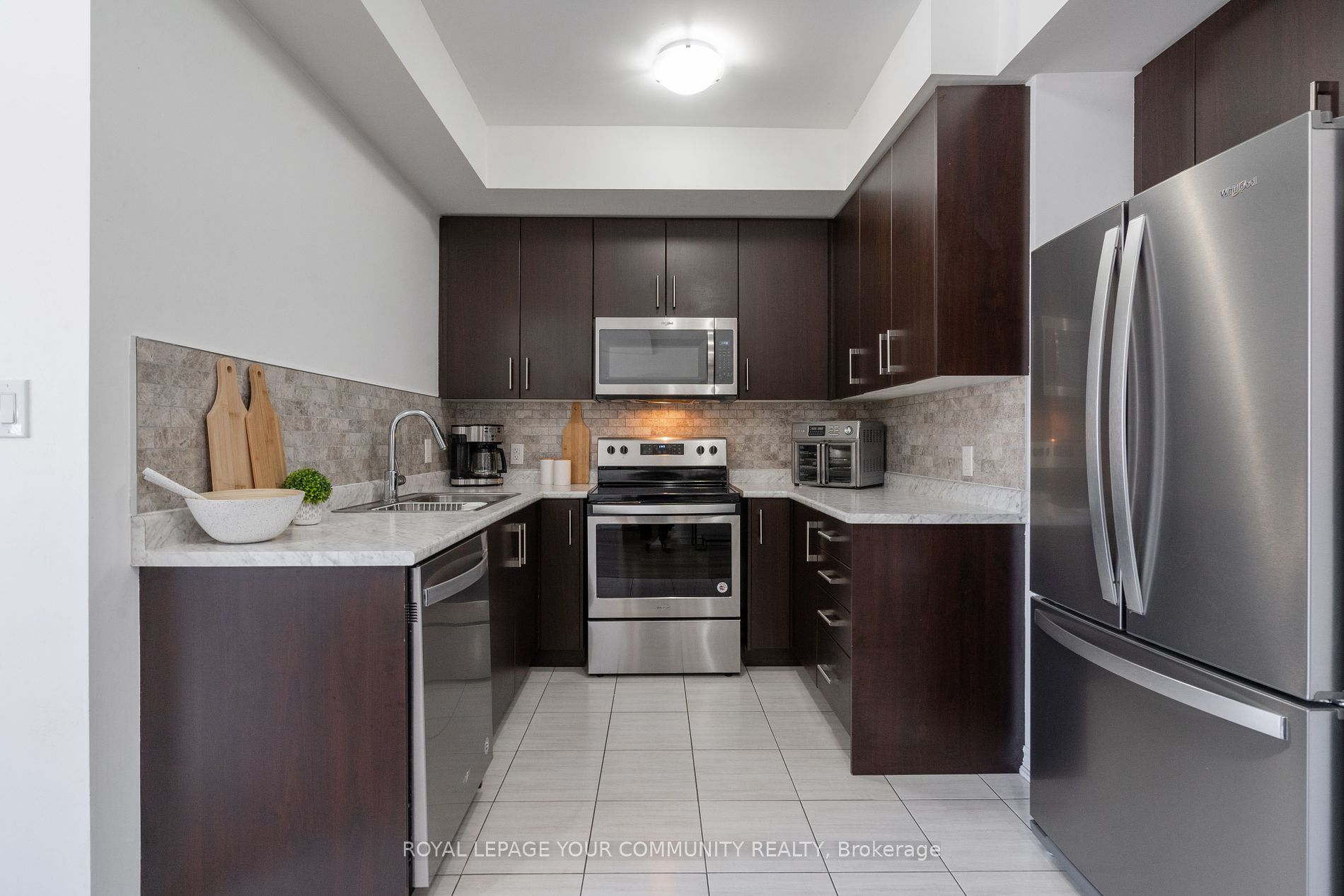 3865 Major Mackenzie Drive W #216