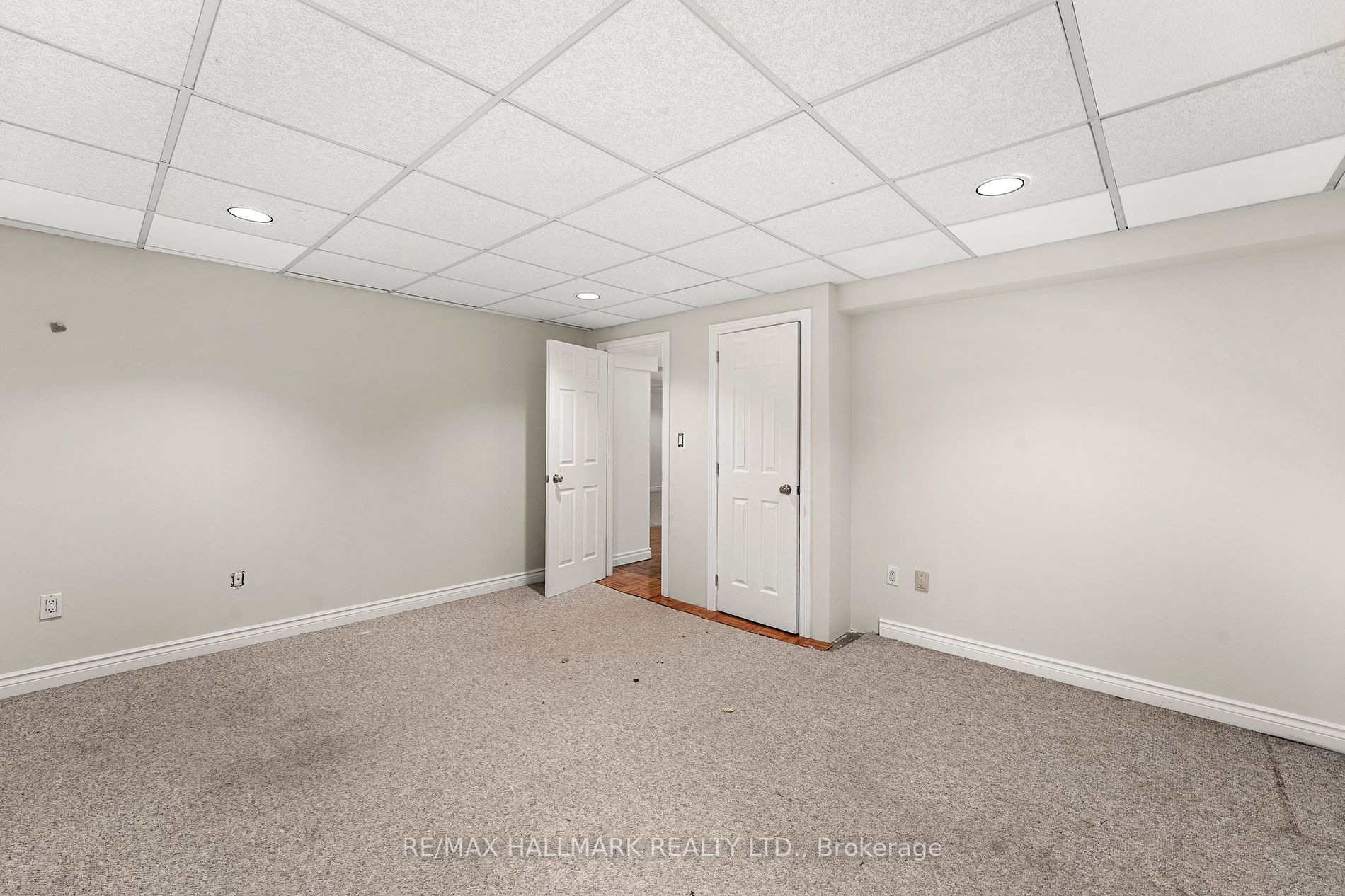 126 Thicketwood Boulevard