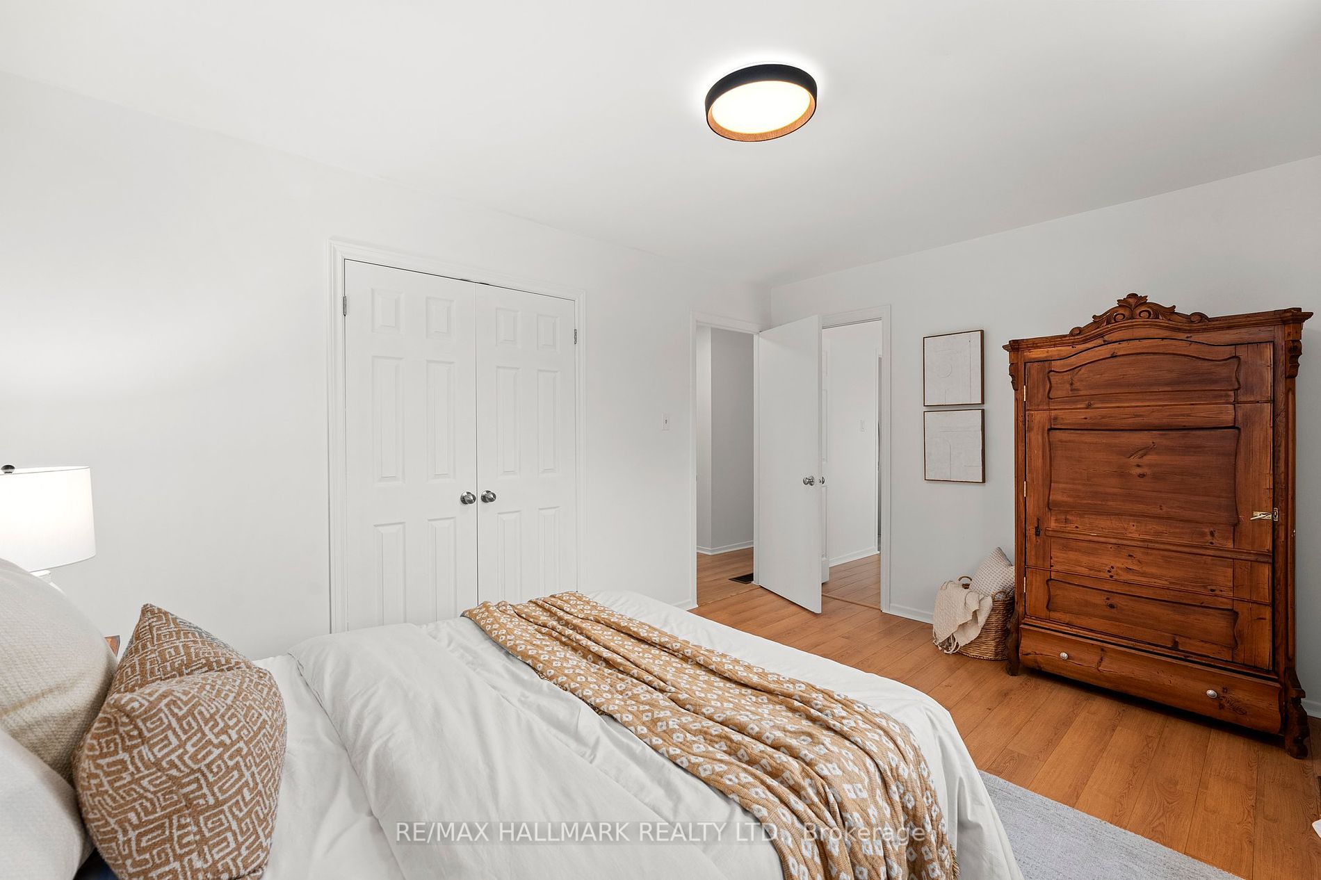 126 Thicketwood Boulevard