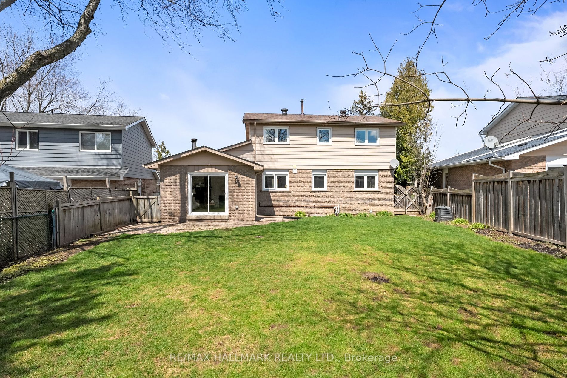 126 Thicketwood Boulevard
