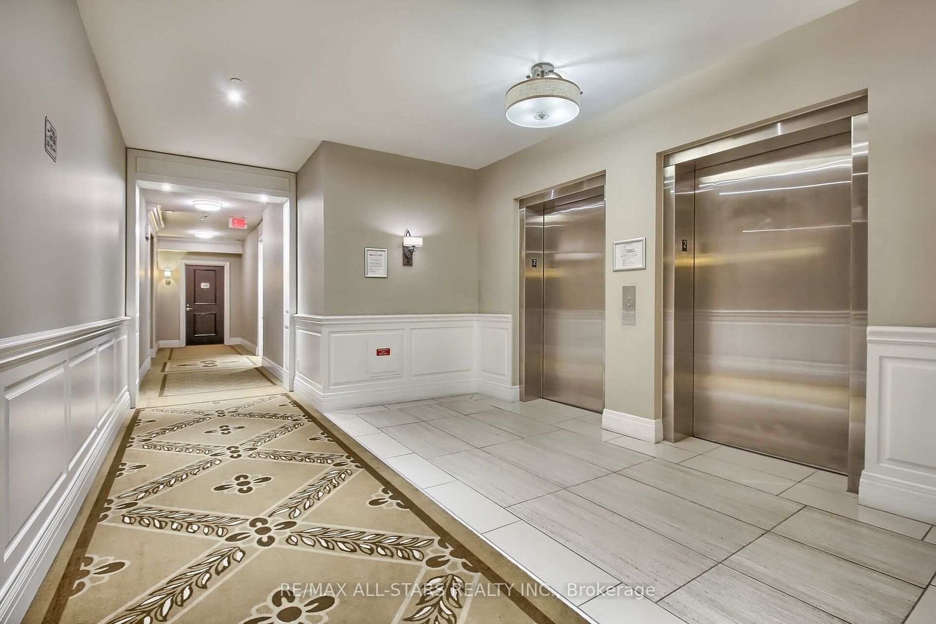 80 Burns Blvd, #208