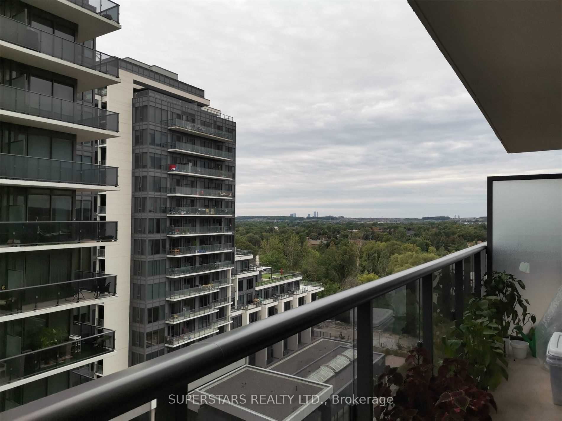 9608 Yonge St, #1105