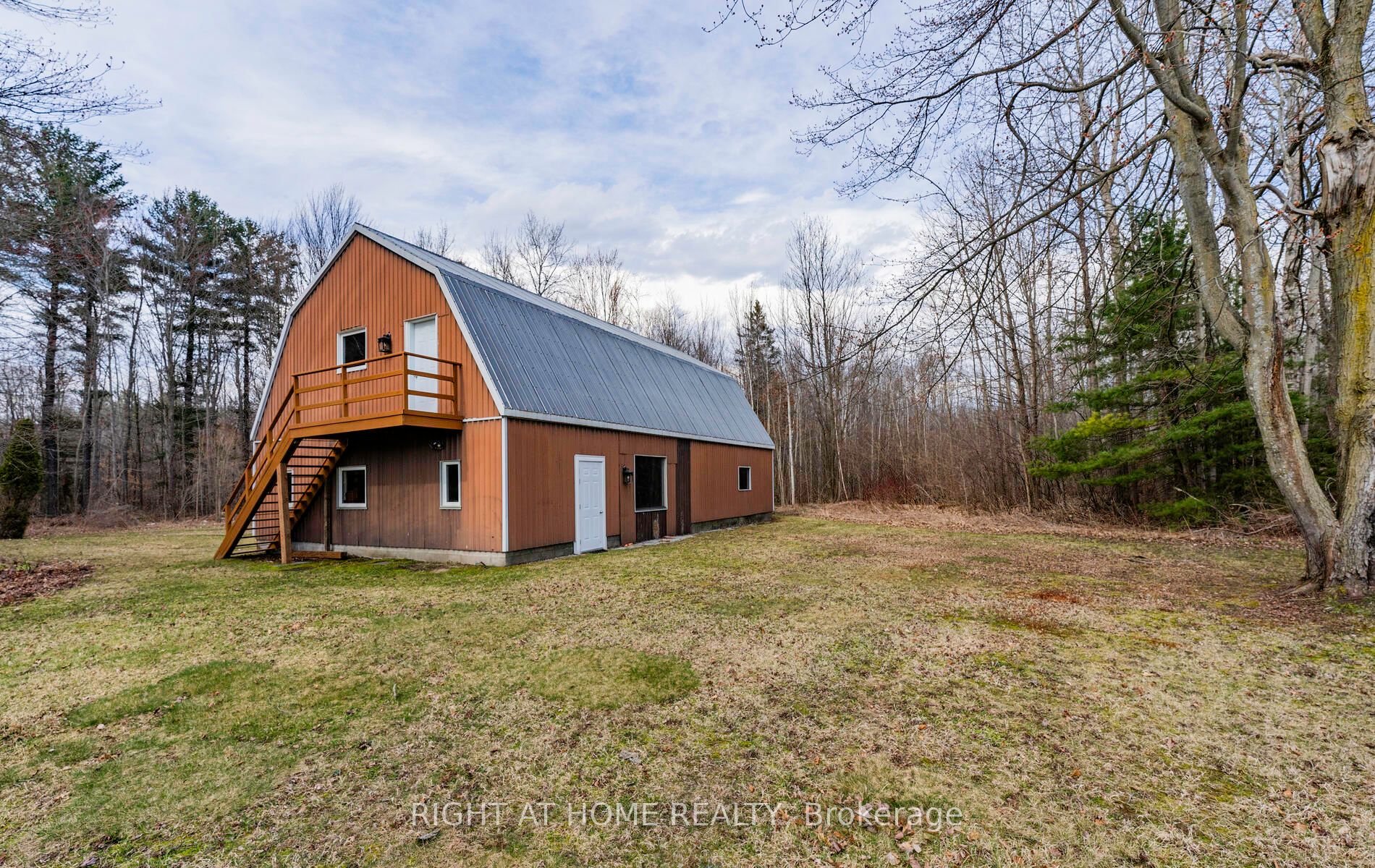 4437 5th Side Road