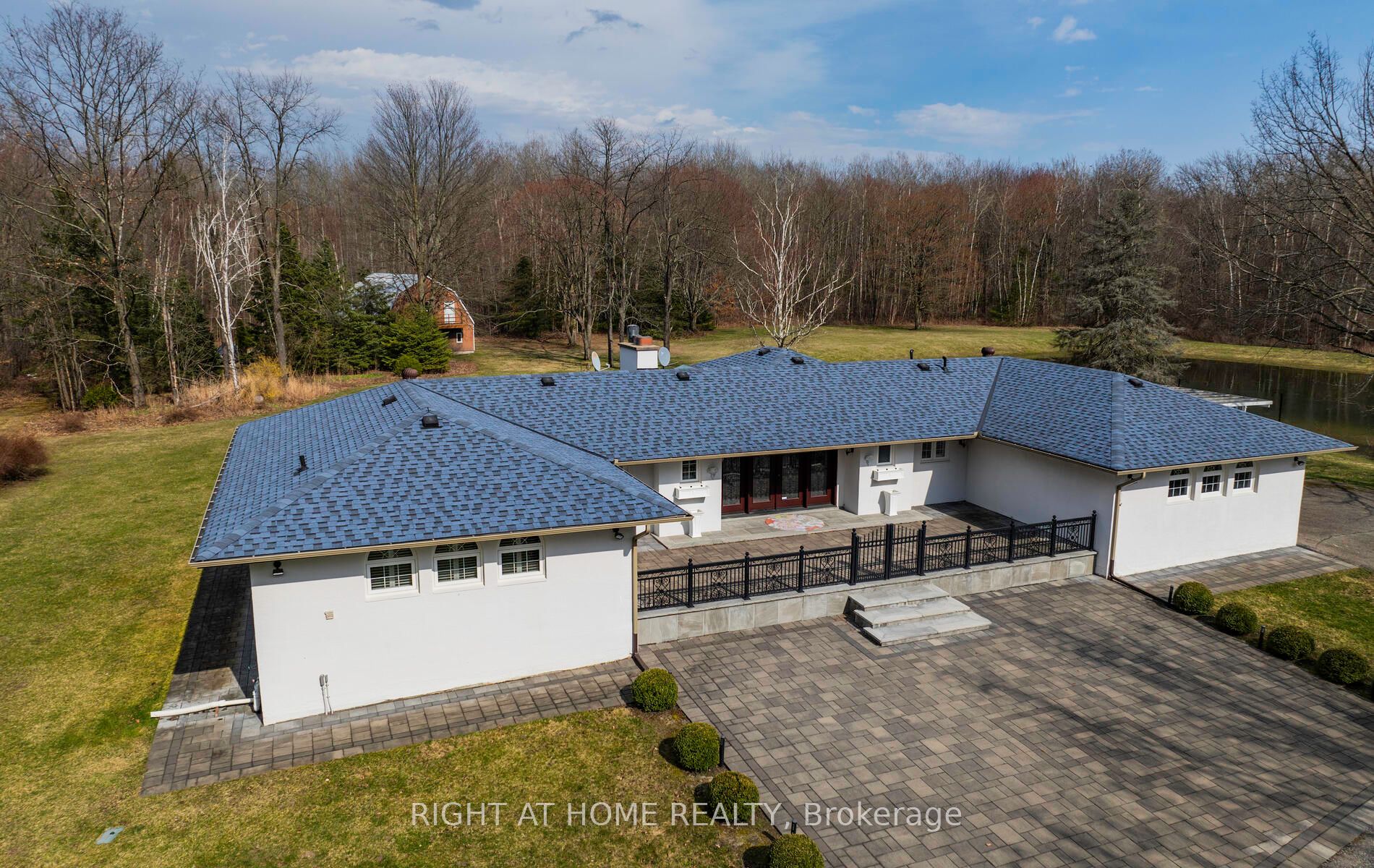 4437 5th Side Road