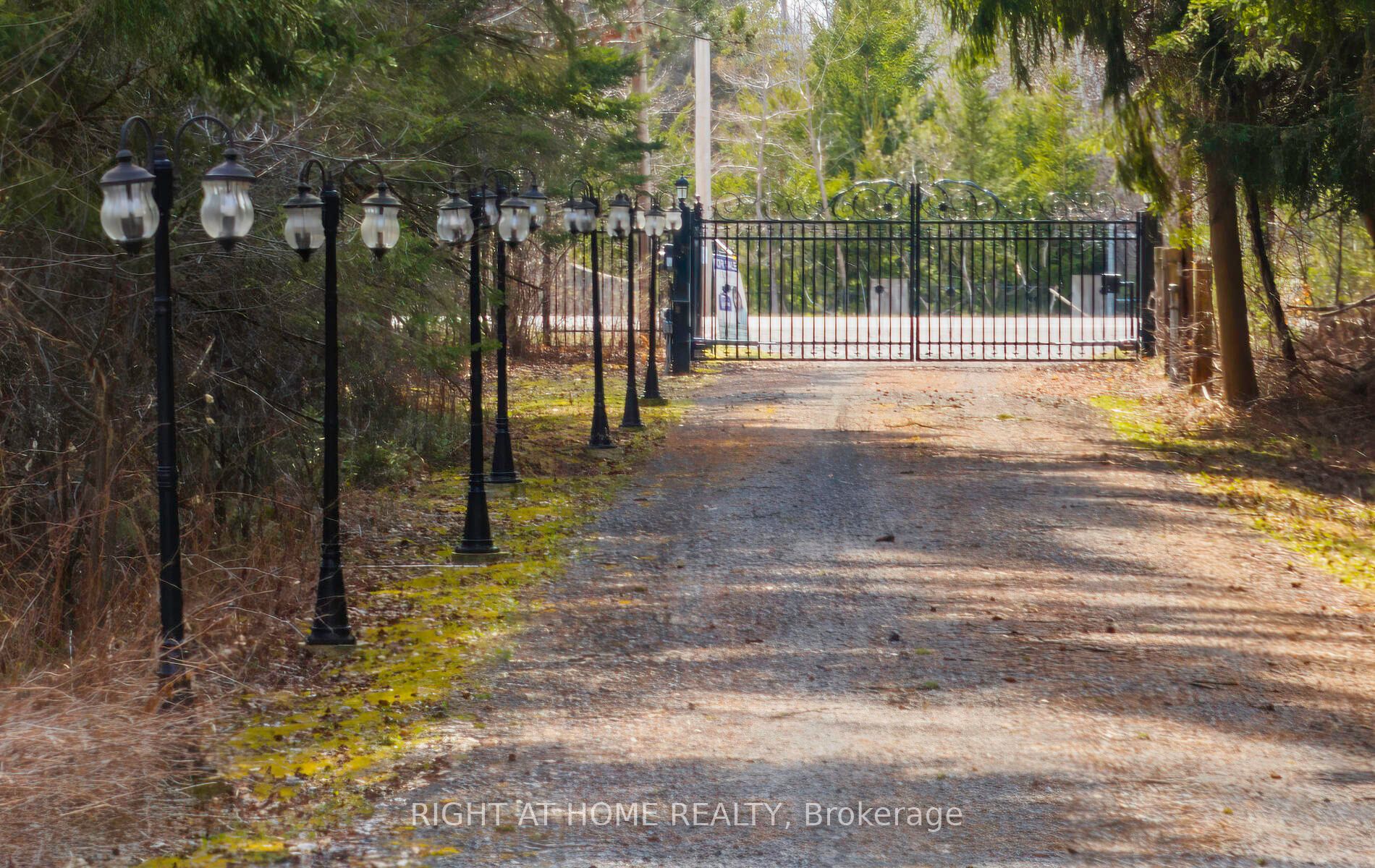 4437 5th Side Road