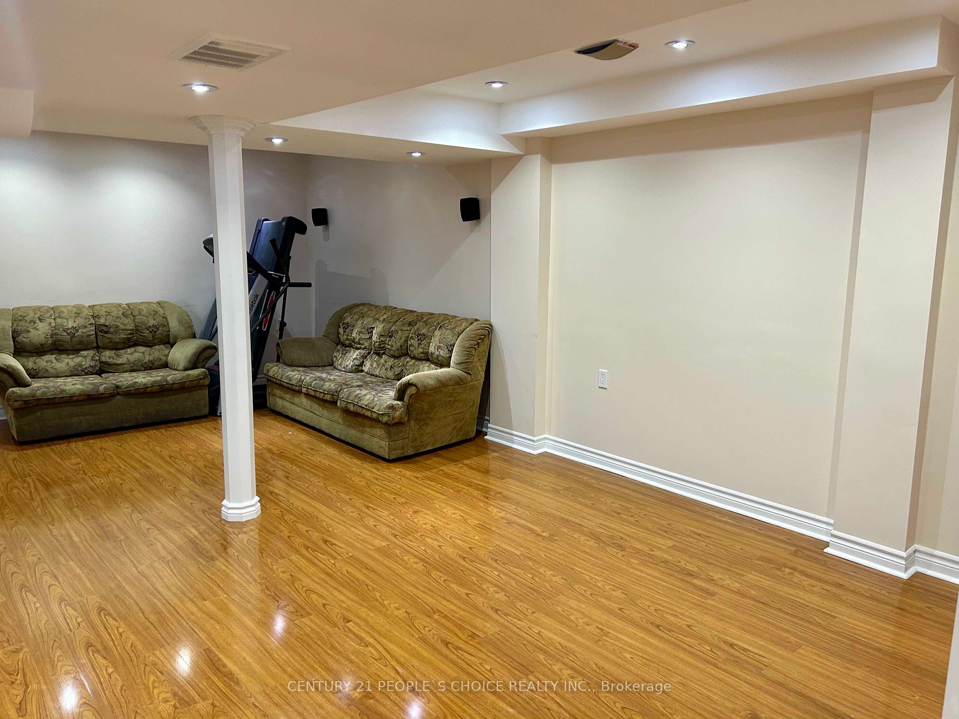 51 Echo Ridge Cres