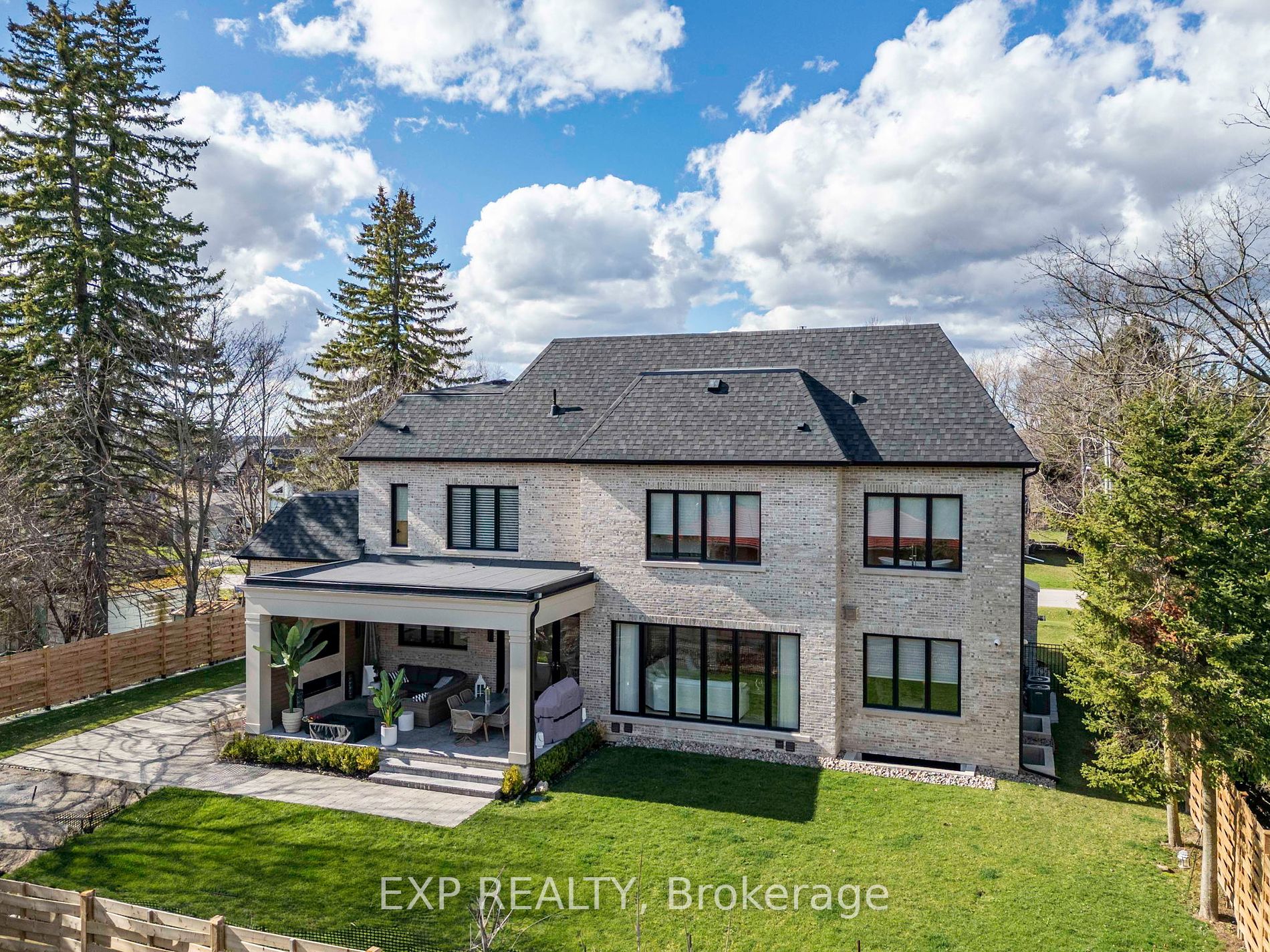 125 Clearview Heights