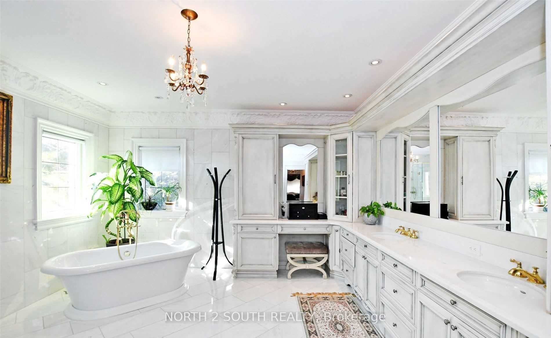 68 Davidson Dr