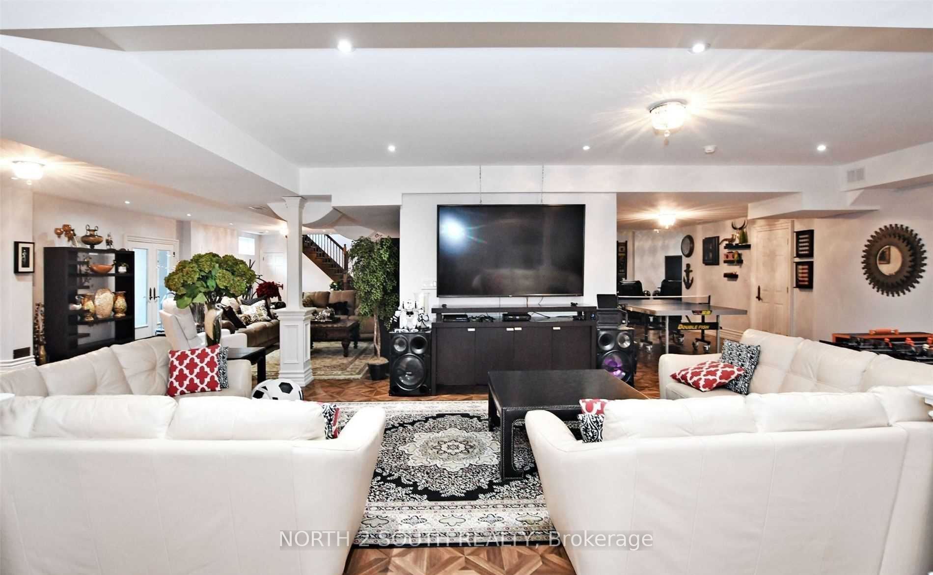 68 Davidson Dr
