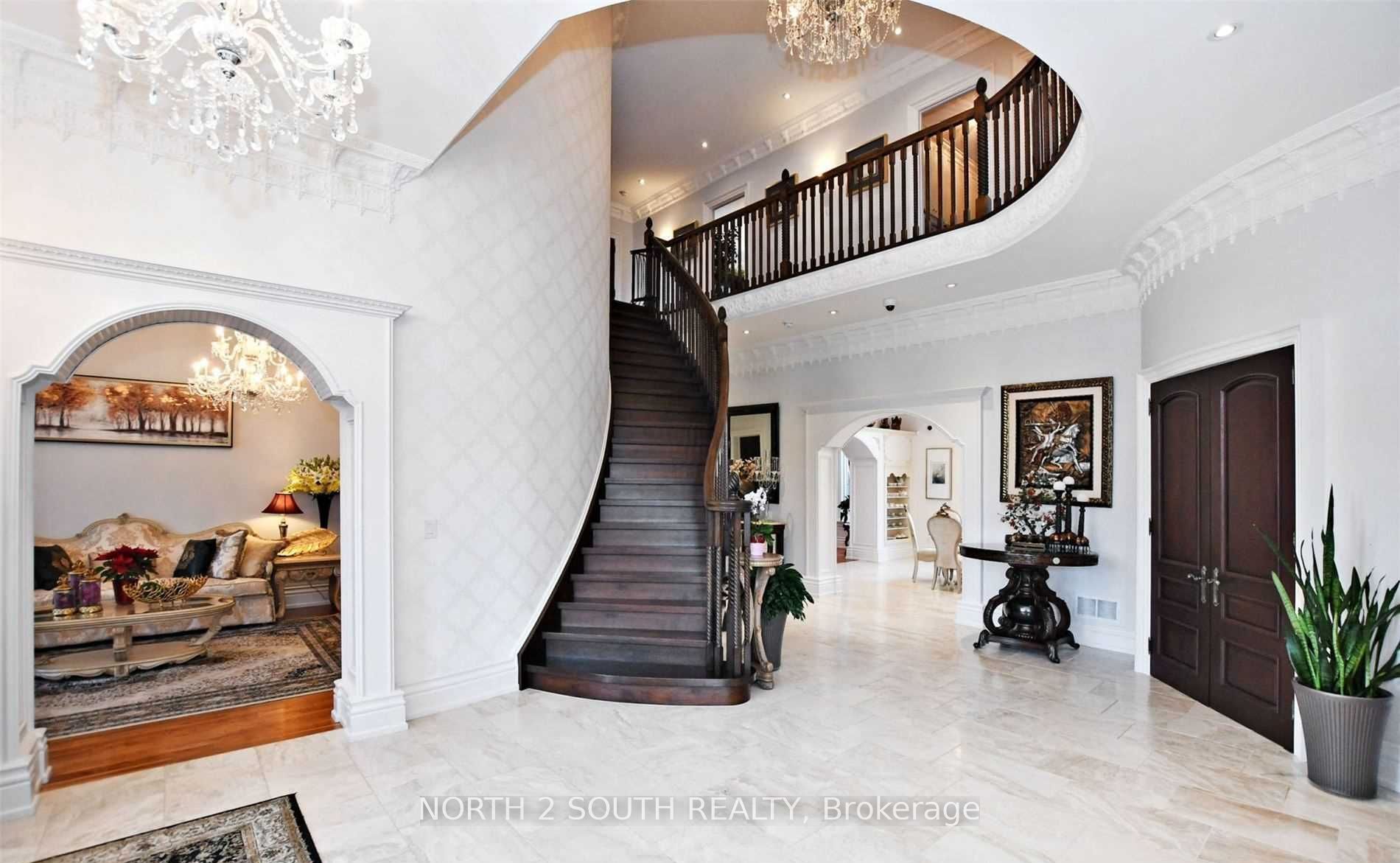 68 Davidson Dr