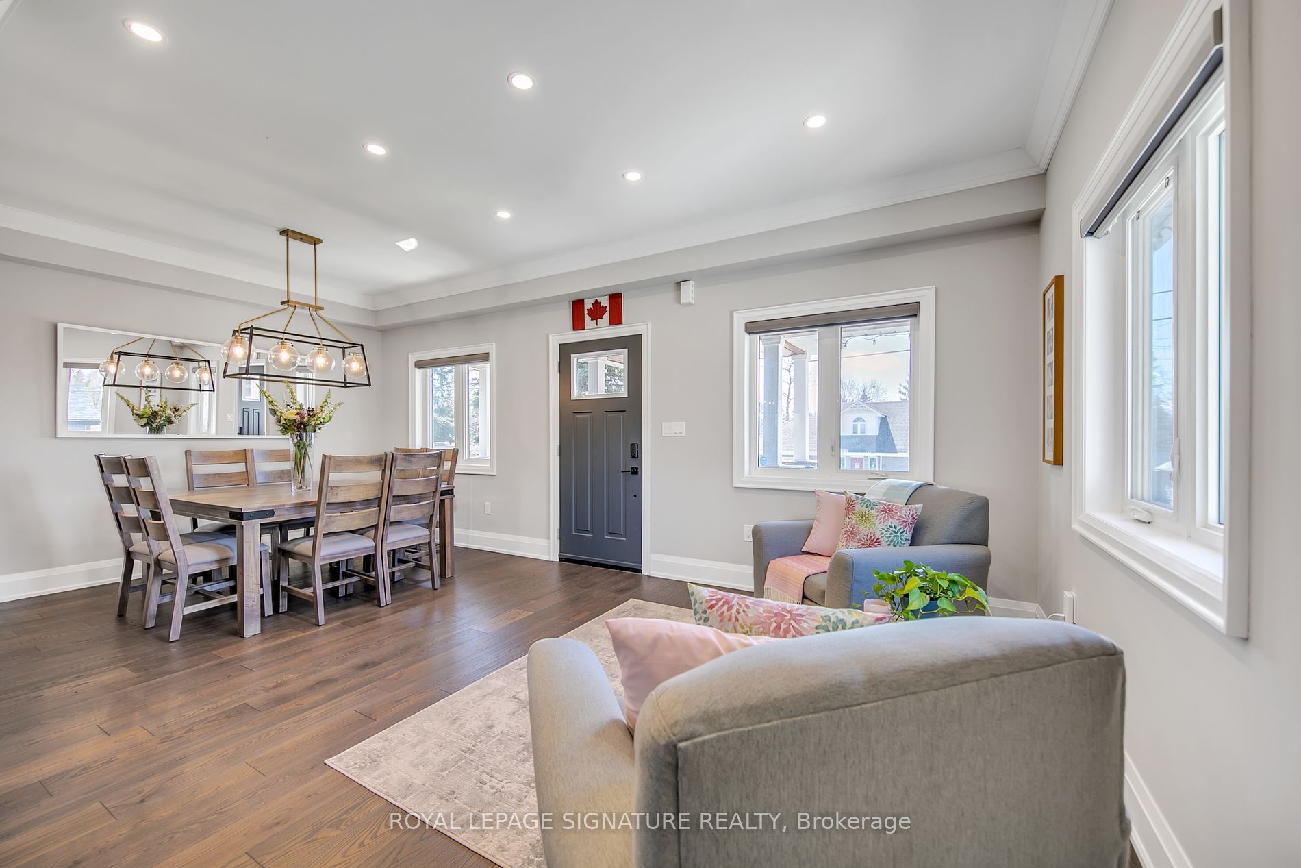 22 Mitchell Ave